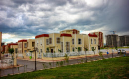Dar05